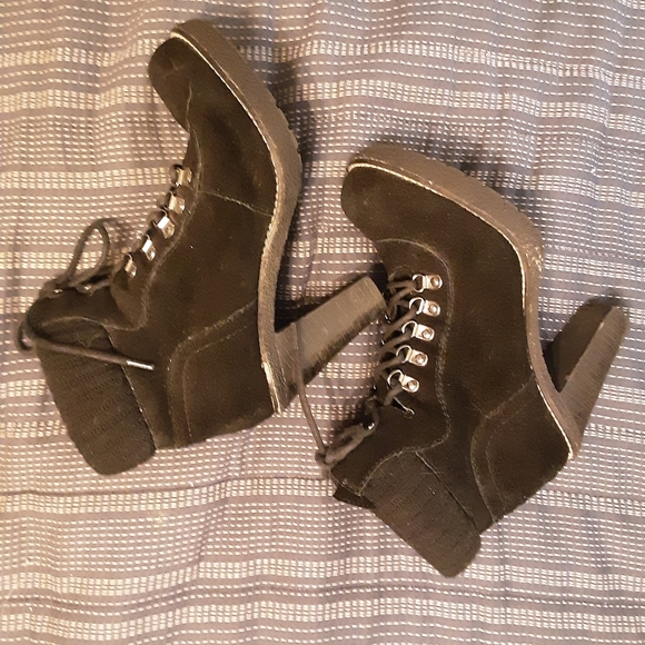 Envy black lace suede boots 029 - Picture 3 of 10